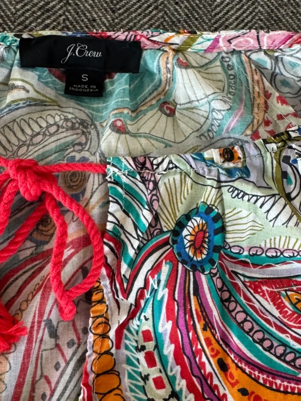 JCREW, COLORFUL AND DARLING BEACH COVERUP WITH RED TIE AT NECKLINE